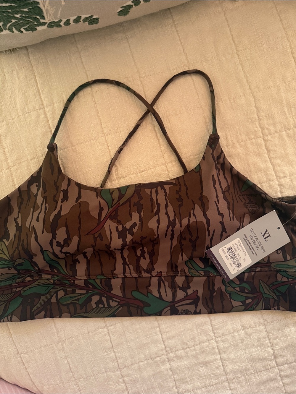 Local Girl Mossy Oak Greenleaf sports bra